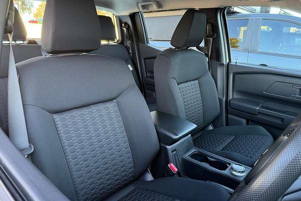 2024 Mitsubishi Triton GLX MV 4X4