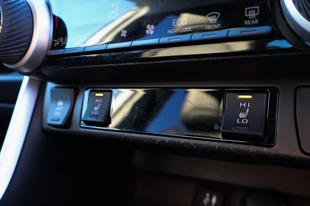 2019 Toyota RAV4 Cruiser AXAH52R