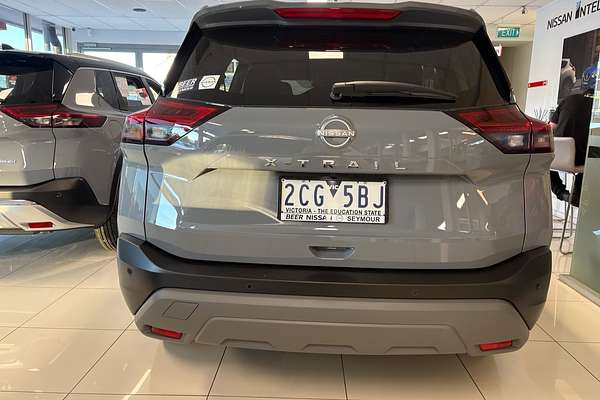 2025 Nissan X-TRAIL ST-L T33