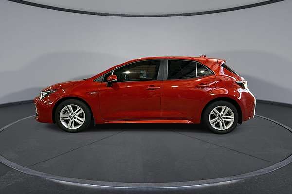 2019 Toyota Corolla SX Hybrid ZWE211R