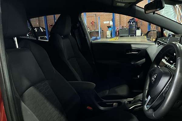2019 Toyota Corolla SX Hybrid ZWE211R