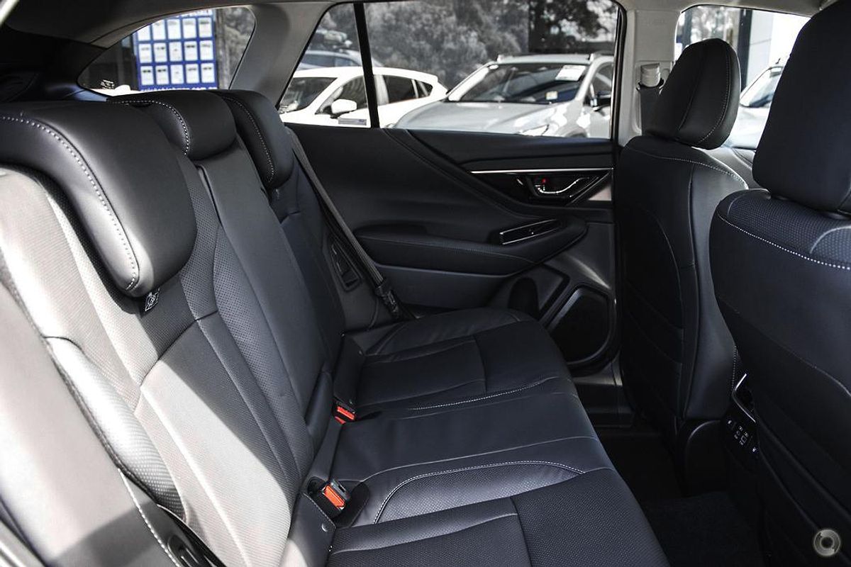 2025 Subaru Outback AWD Touring 6GEN