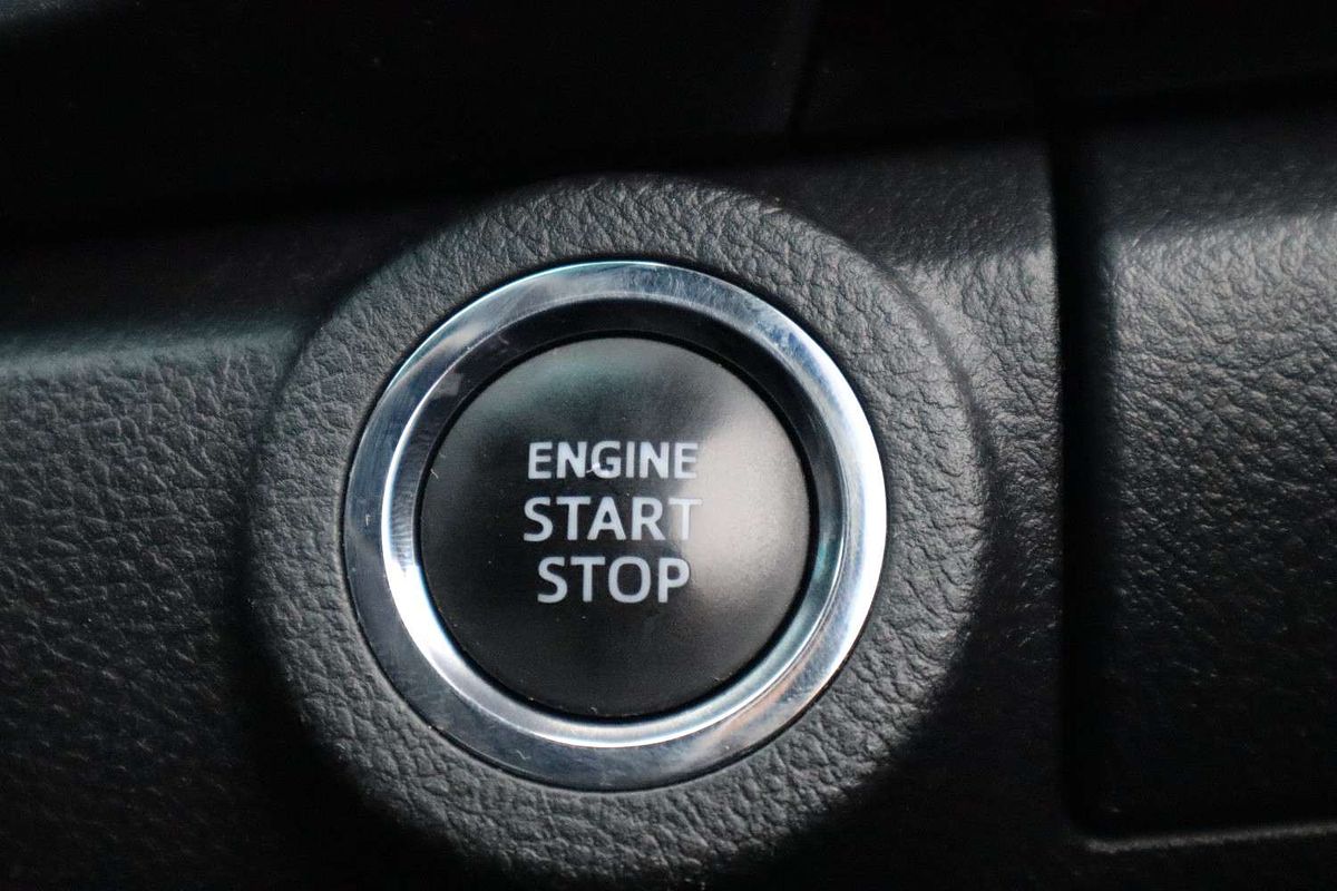 2020 Toyota Hilux Rogue GUN126R 4X4