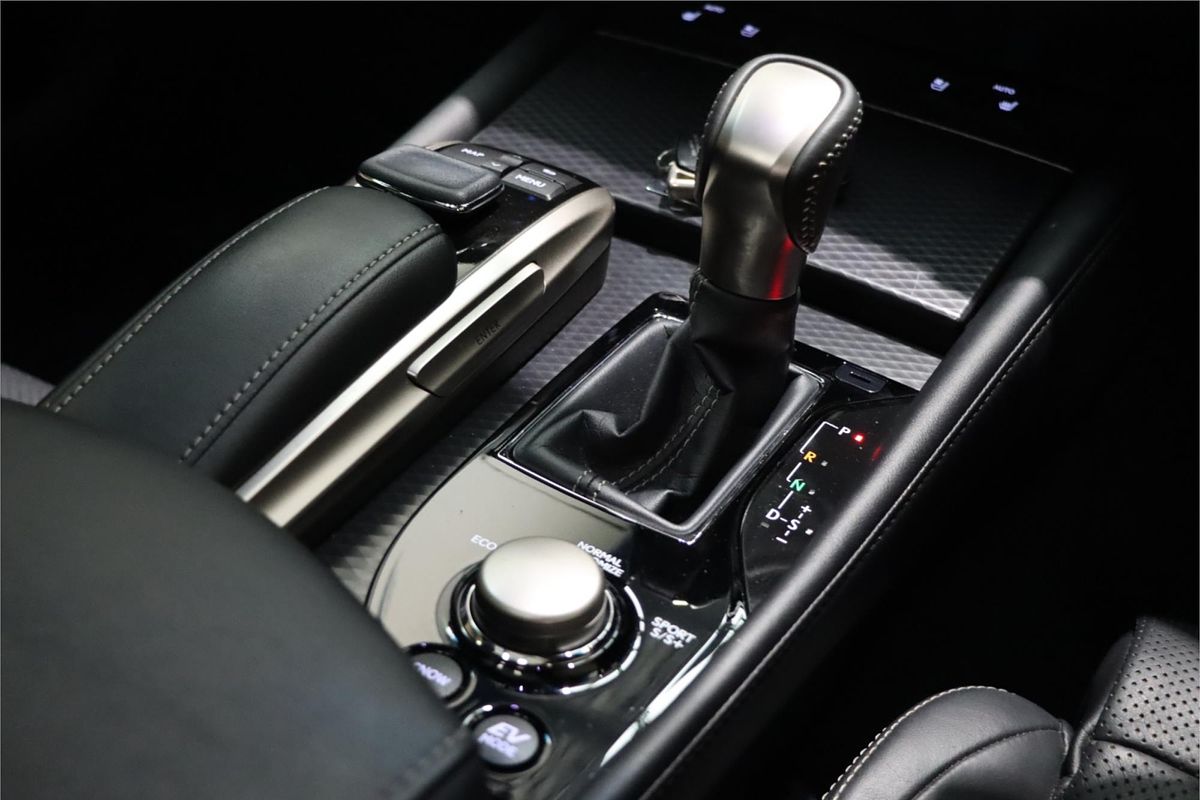 2017 Lexus GS GS450h F Sport GWL10R
