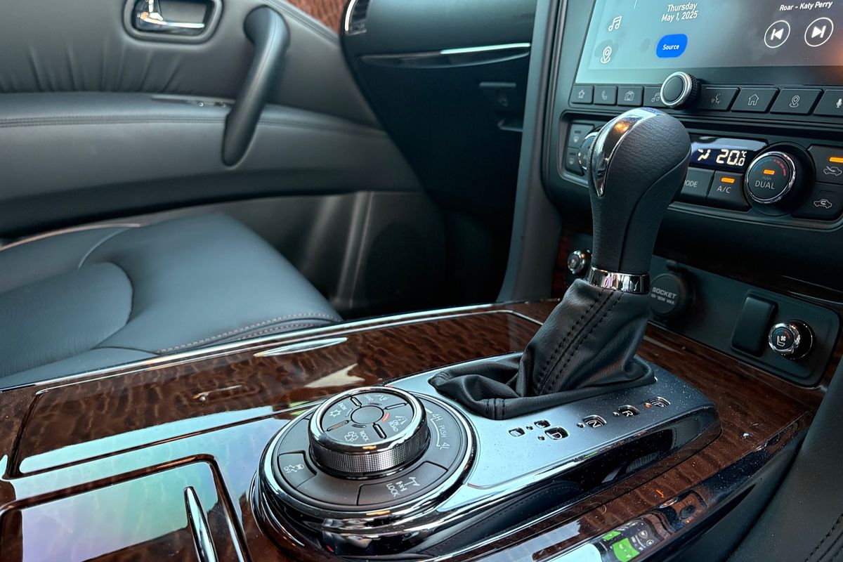 2024 Nissan Patrol Ti-L Y62