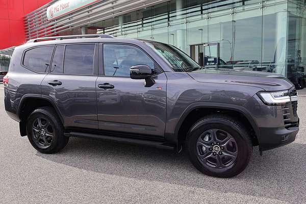 2024 Toyota Landcruiser GR Sport FJA300R