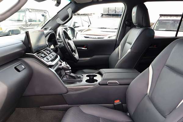 2024 Toyota Landcruiser GR Sport FJA300R