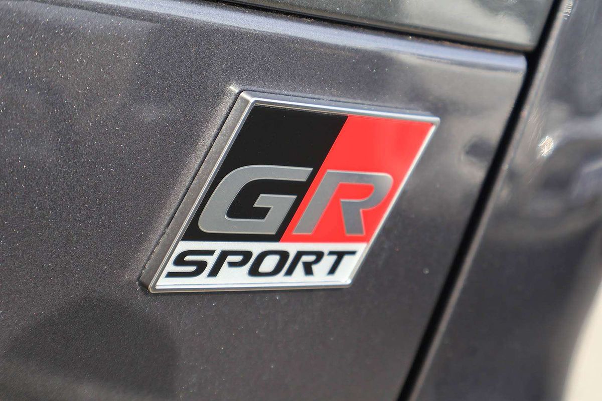 2024 Toyota Landcruiser GR Sport FJA300R