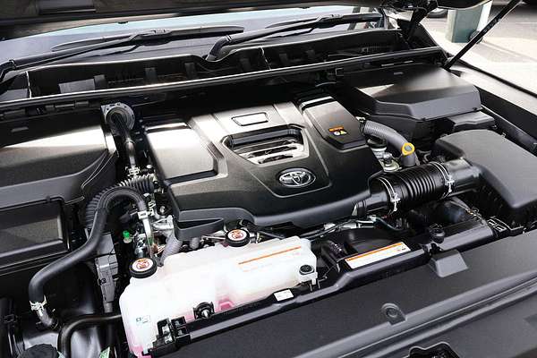 2024 Toyota Landcruiser GR Sport FJA300R