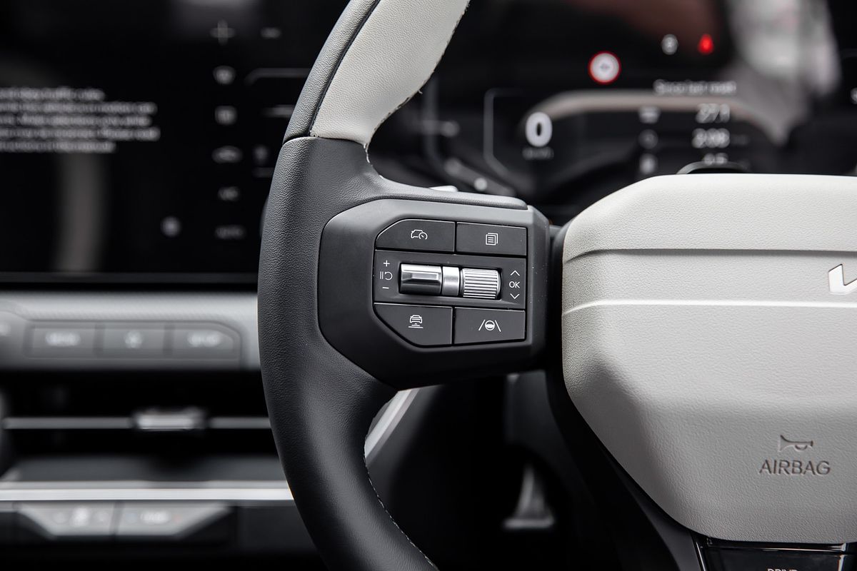 2025 Kia K4 GT-Line CL4m