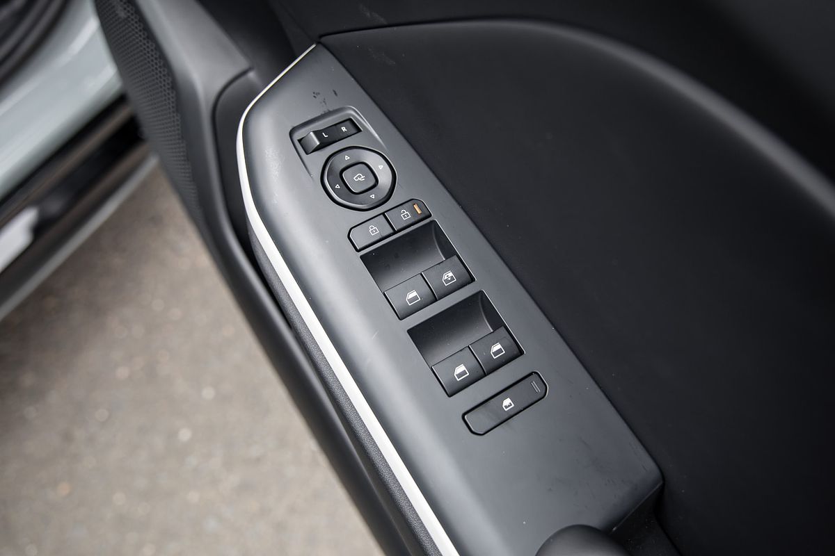 2025 Kia K4 GT-Line CL4m
