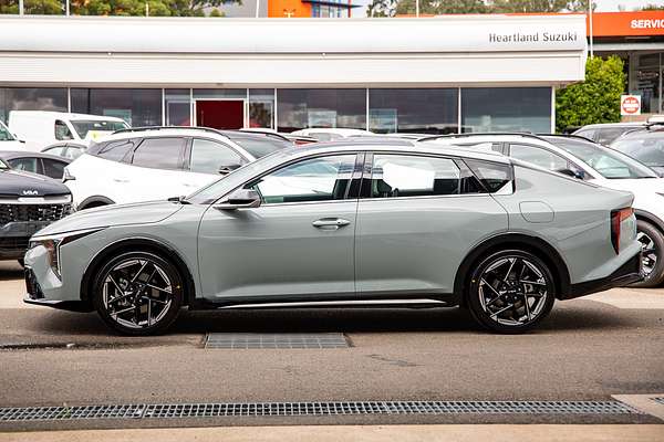 2025 Kia K4 GT-Line CL4m