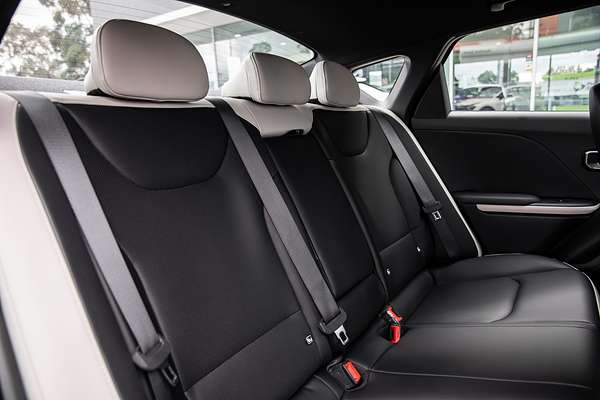 2025 Kia K4 GT-Line CL4m