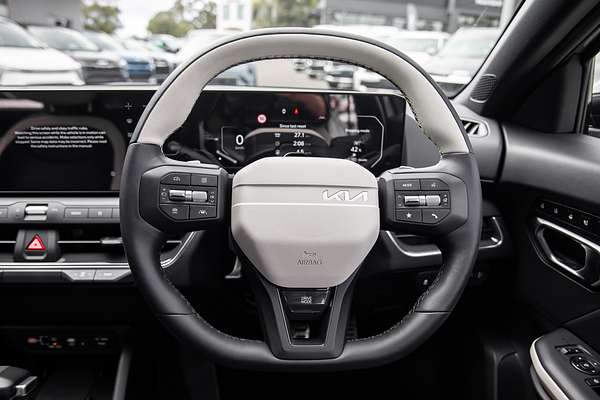 2025 Kia K4 GT-Line CL4m