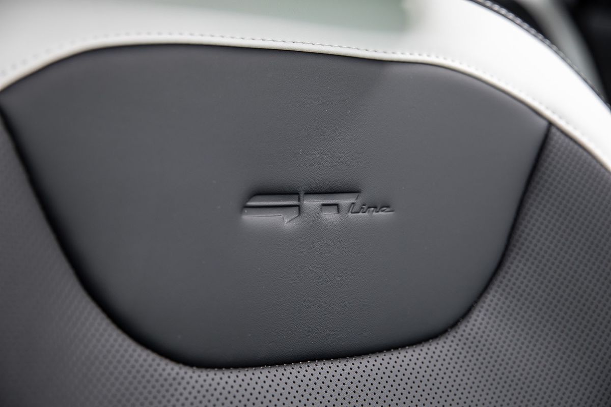 2025 Kia K4 GT-Line CL4m