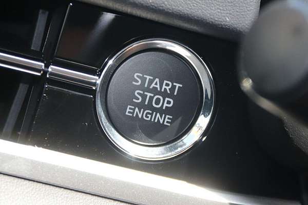2024 Mitsubishi Outlander ES ZM