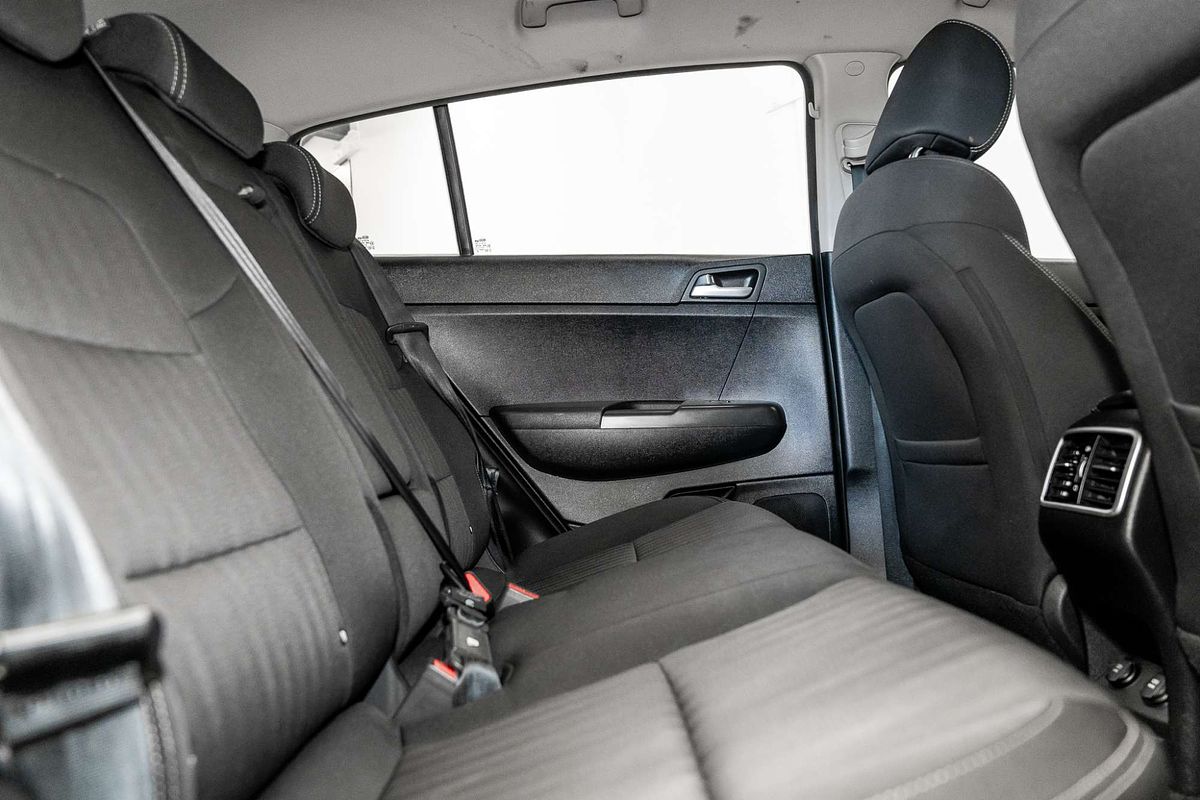 2019 Kia Sportage S QL