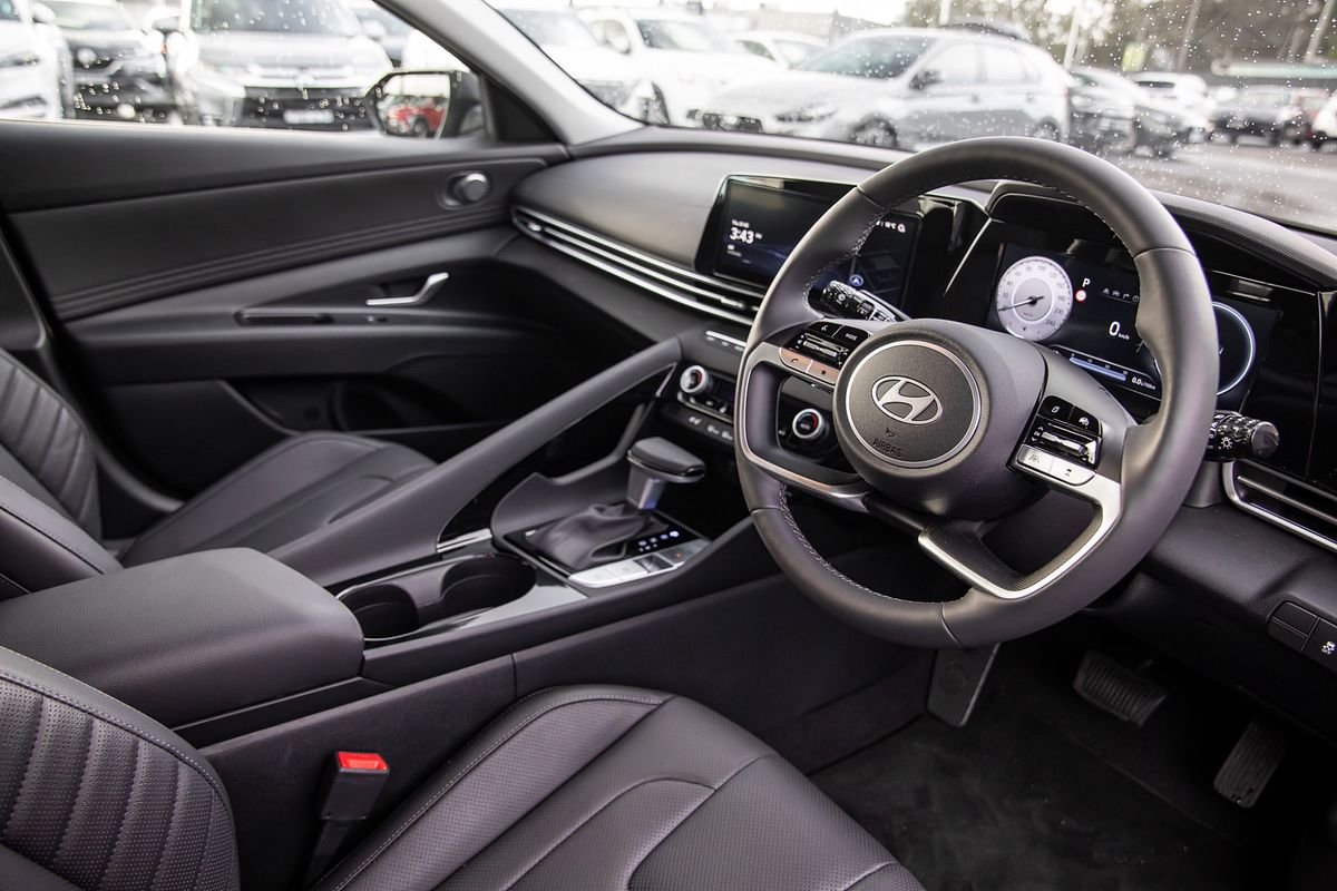 2024 Hyundai i30 Premium CN7.V2