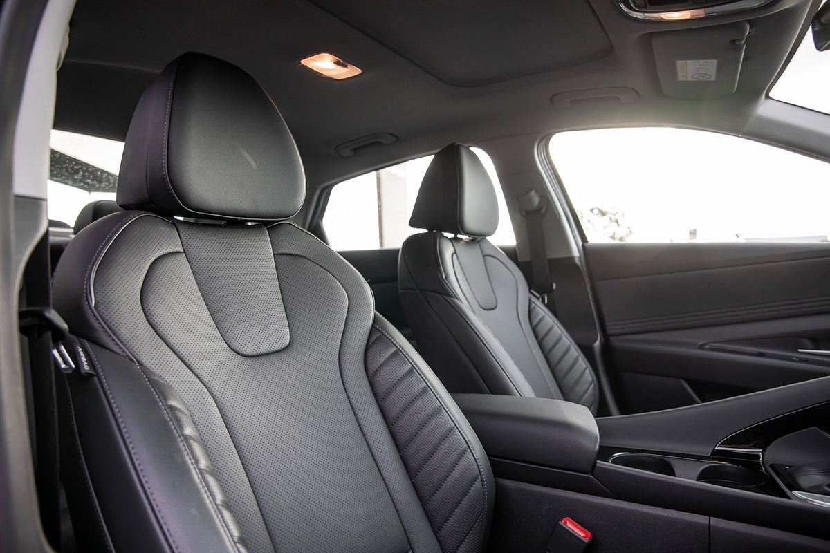 2024 Hyundai i30 Premium CN7.V2