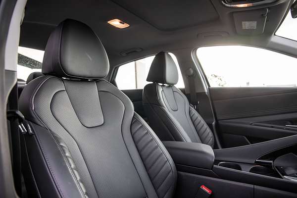 2024 Hyundai i30 Premium CN7.V2