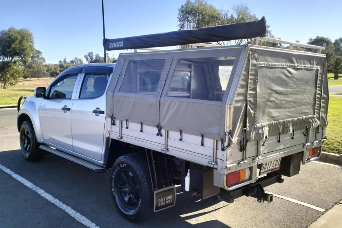 2019 Isuzu D-MAX SX 4X4