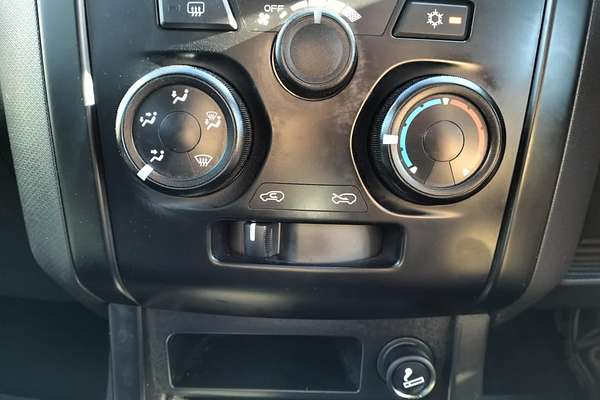 2019 Isuzu D-MAX SX 4X4