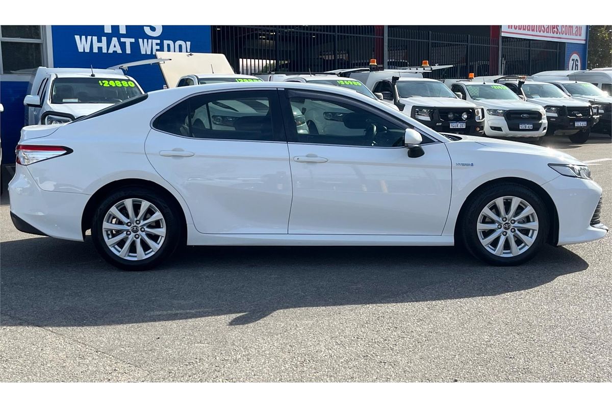 2018 Toyota Camry Ascent AXVH71R