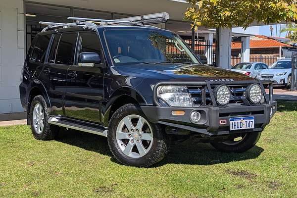 2008 Mitsubishi Pajero VR-X NS