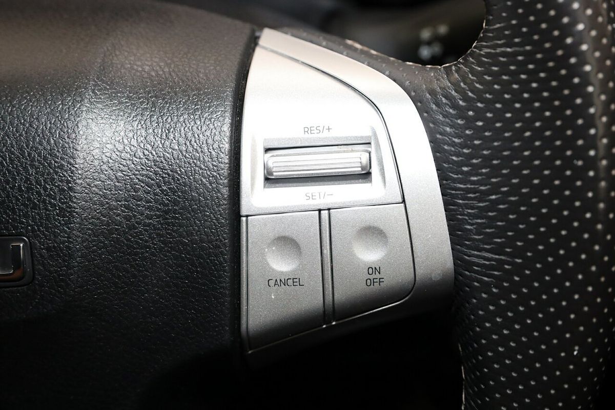 2021 Isuzu MU-X LS-U
