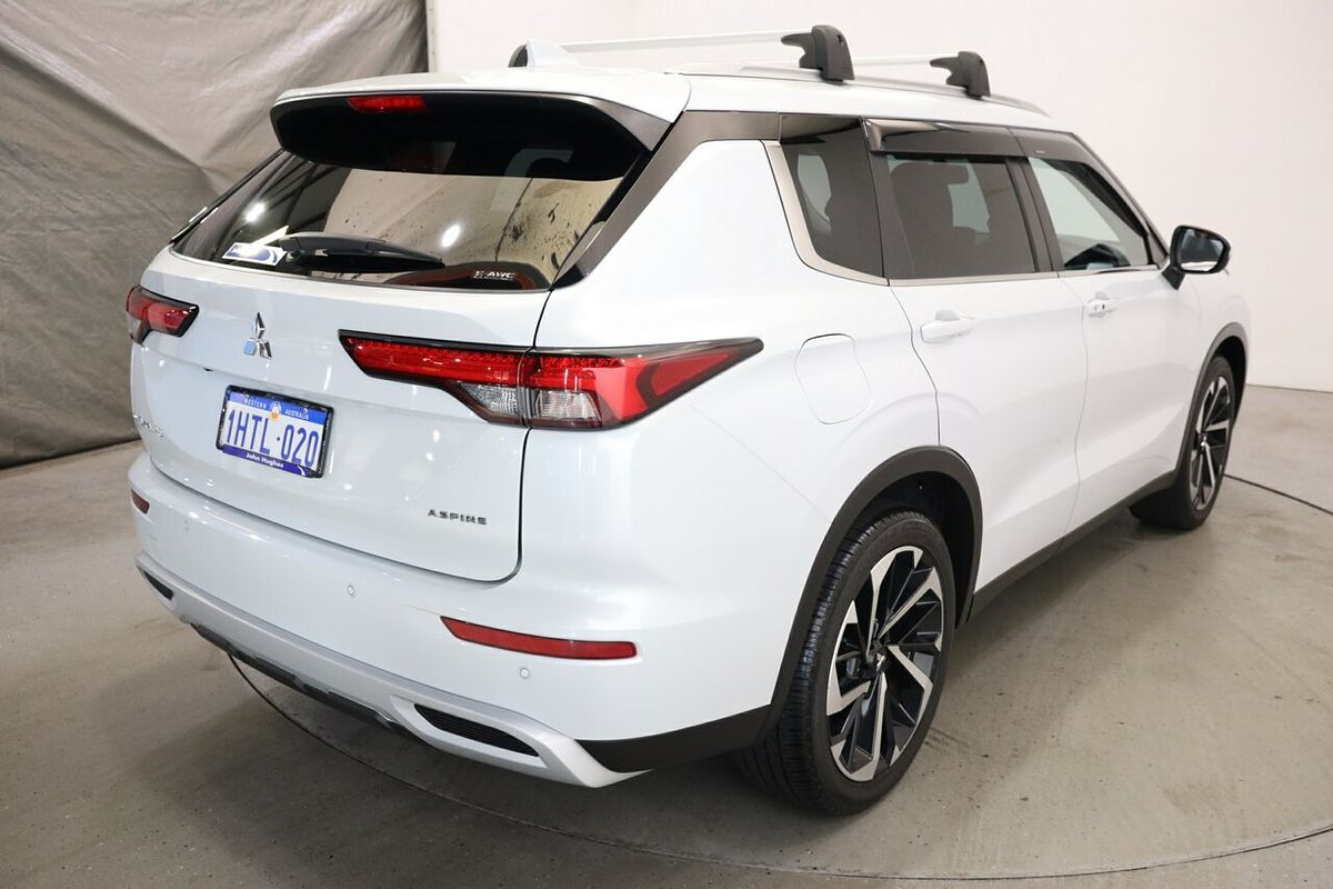 2022 Mitsubishi Outlander Aspire ZM