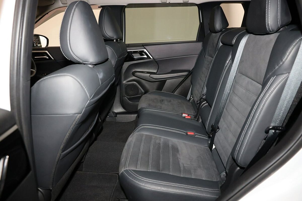 2022 Mitsubishi Outlander Aspire ZM