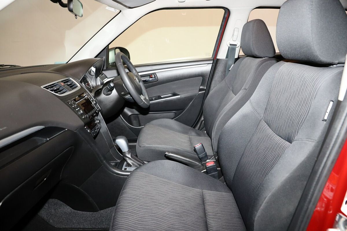 2013 Suzuki Swift GLX FZ