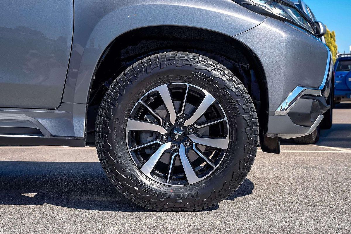 2017 Mitsubishi Pajero Sport GLS QE
