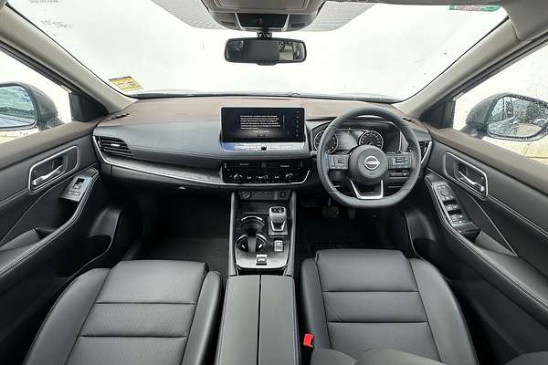 2024 Nissan X-TRAIL ST-L T33