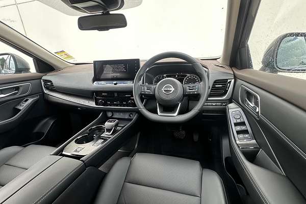2024 Nissan X-TRAIL ST-L T33