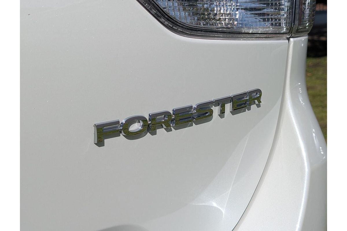 2024 Subaru Forester 2.5i-S S5
