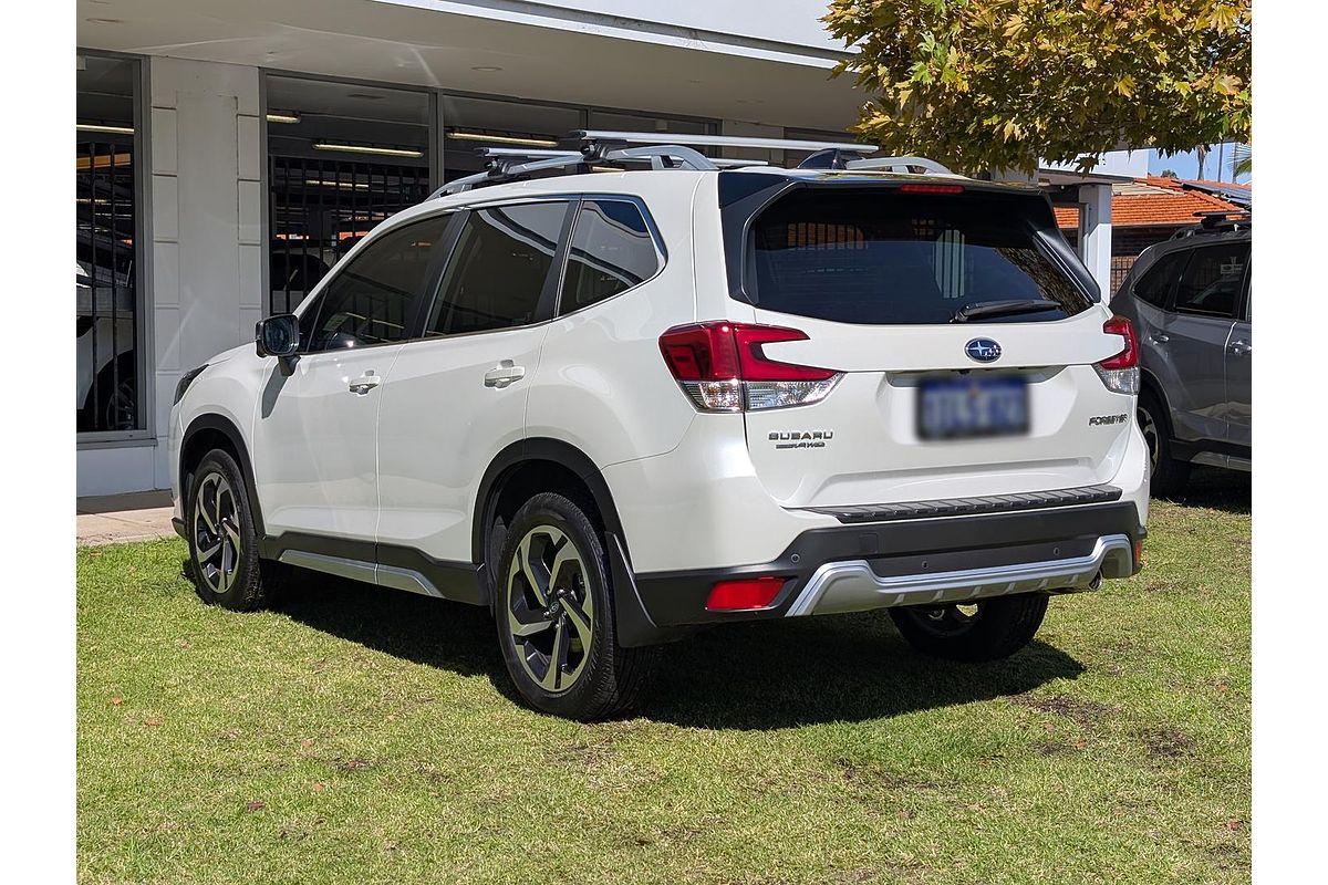 2024 Subaru Forester 2.5i-S S5