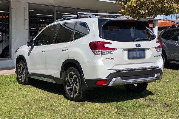 2024 Subaru Forester 2.5i-S S5