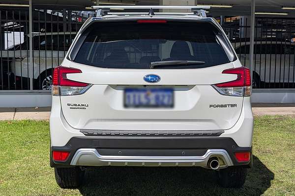 2024 Subaru Forester 2.5i-S S5
