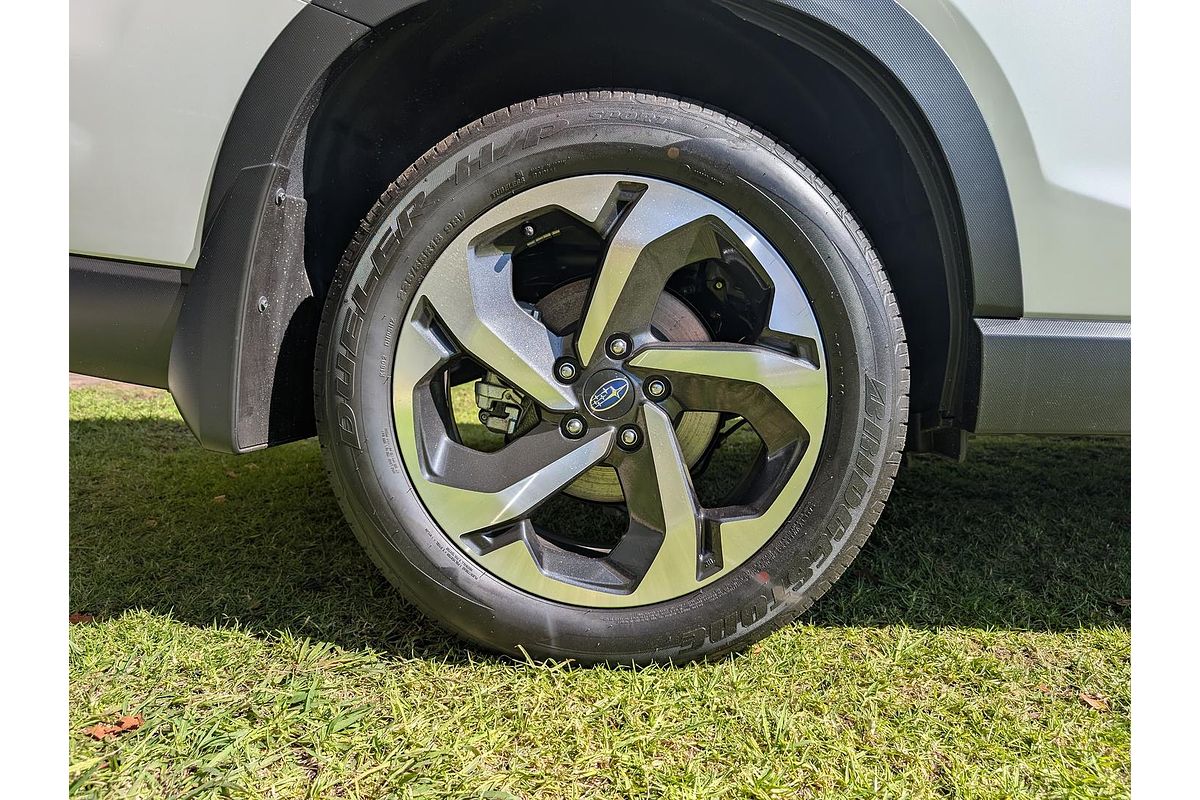 2024 Subaru Forester 2.5i-S S5