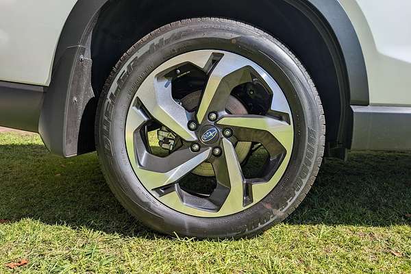 2024 Subaru Forester 2.5i-S S5