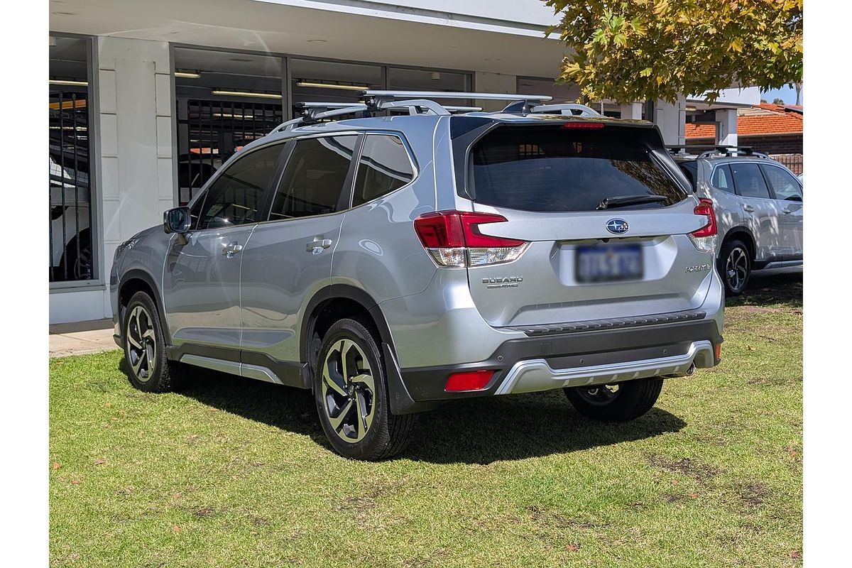2024 Subaru Forester 2.5i-S S5