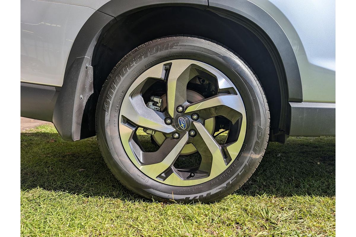 2024 Subaru Forester 2.5i-S S5