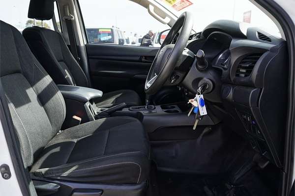 2021 Toyota Hilux SR GUN126R 4X4