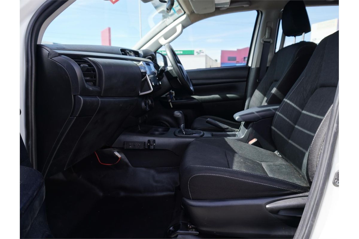 2021 Toyota Hilux SR GUN126R 4X4