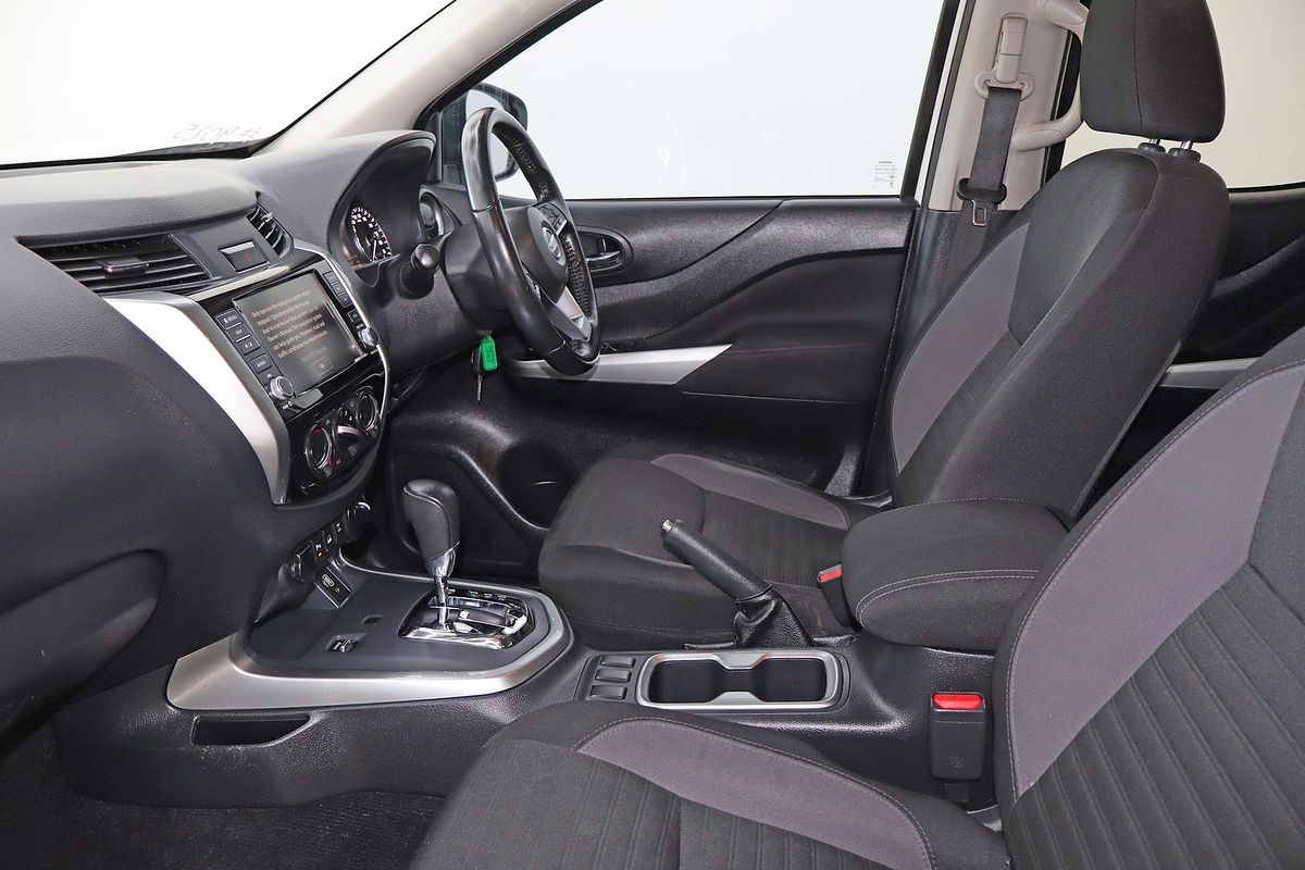 2021 Nissan Navara ST D23 4X4