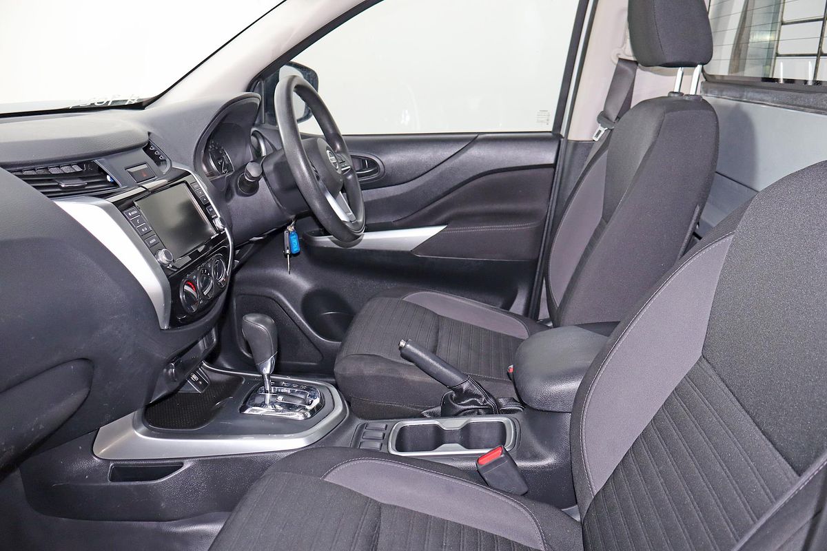 2022 Nissan Navara SL D23 Rear Wheel Drive