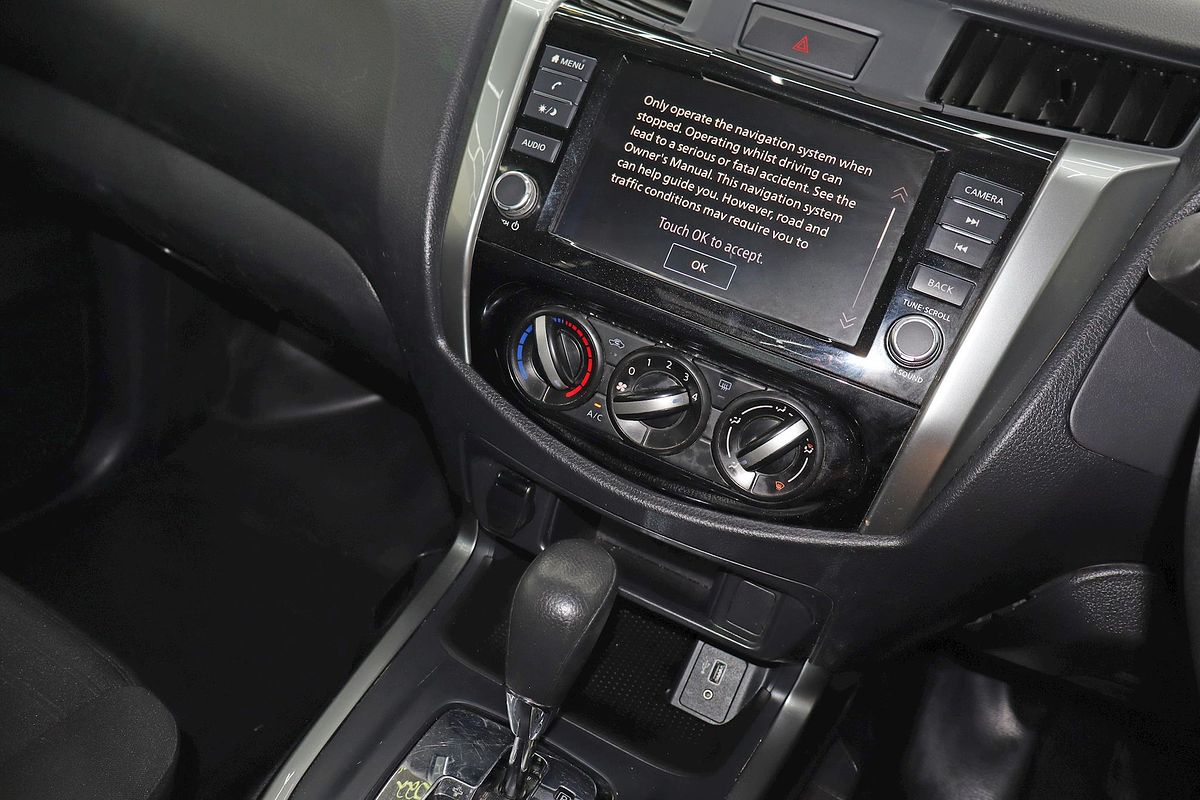 2022 Nissan Navara SL D23 Rear Wheel Drive