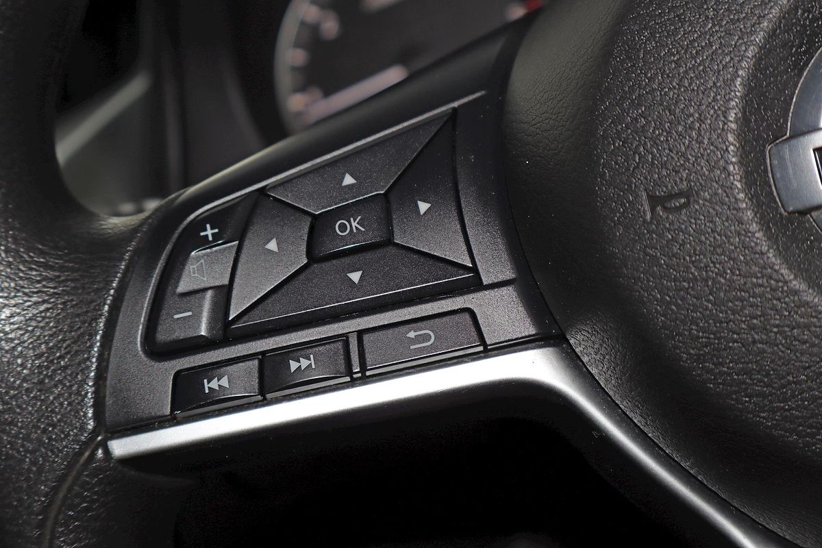 2022 Nissan Navara SL D23 Rear Wheel Drive