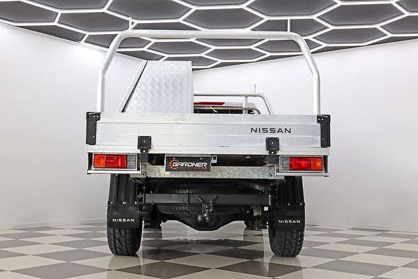 2022 Nissan Navara SL D23 Rear Wheel Drive